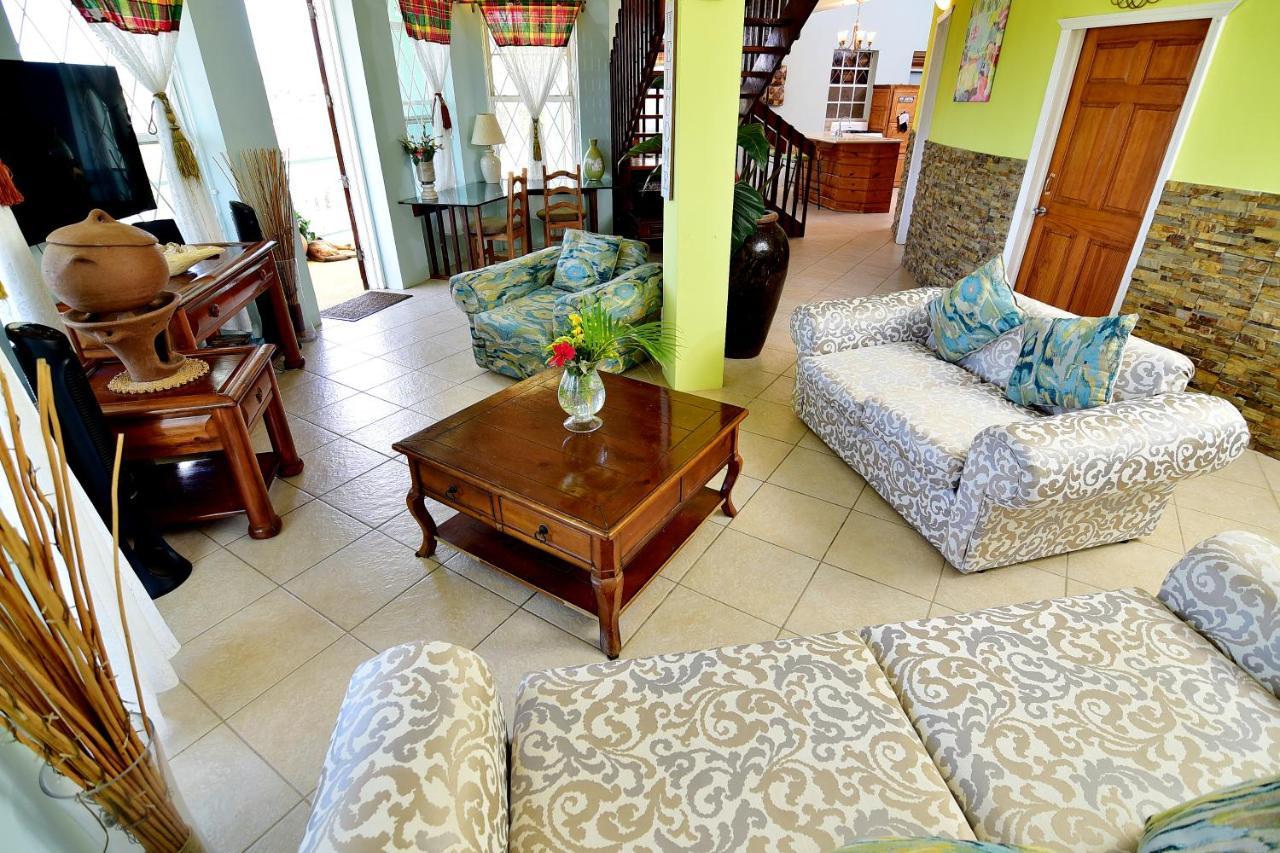Beachfront Villa Грос Айлет Екстериор снимка
