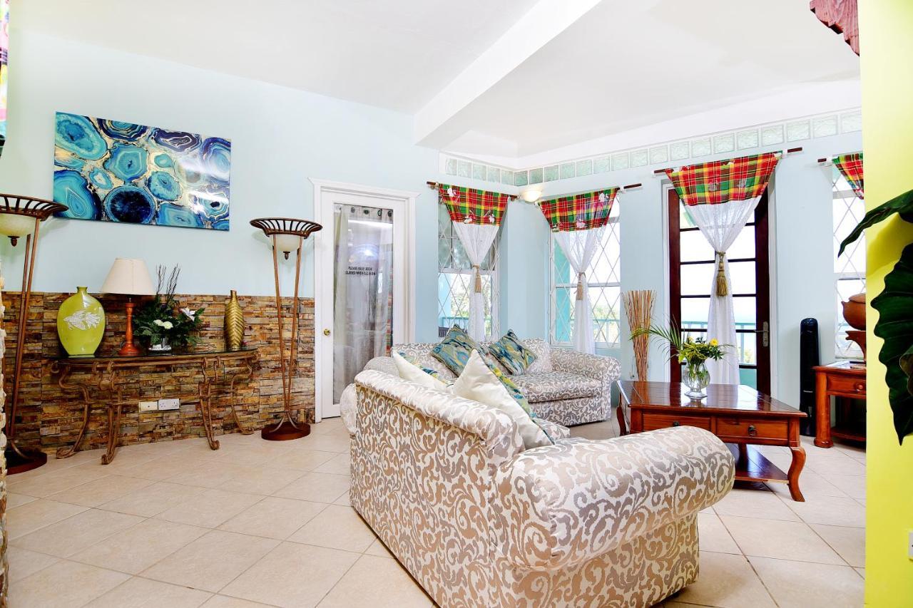 Beachfront Villa Грос Айлет Екстериор снимка